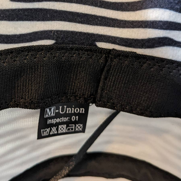 Zebra Pattern Black White Bucket Beach Fishing Sun Hat Size M NEW - Picture 3 of 3